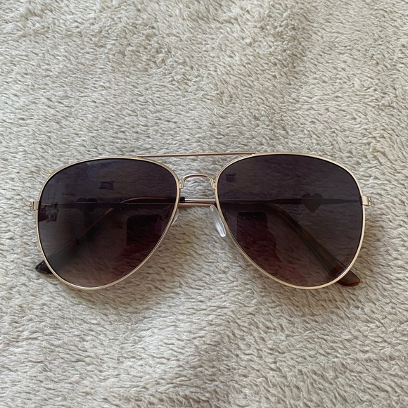 Assorted Sunglasses - Picture 2 of 9